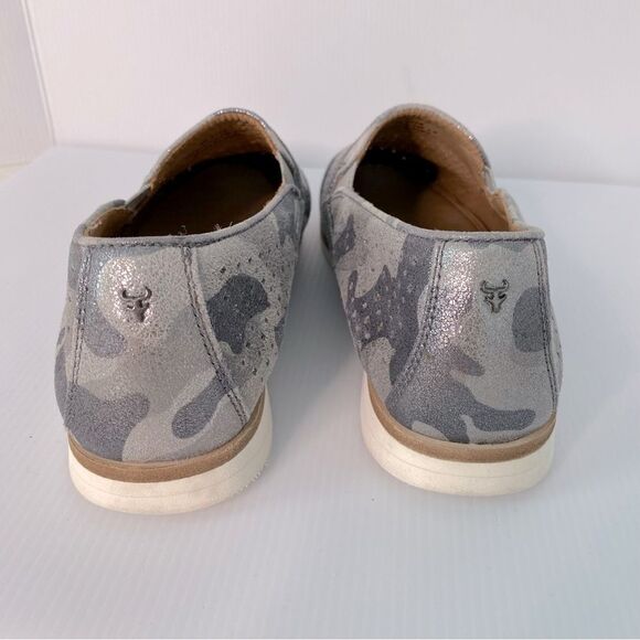 Trask Andi Perforated Flat In Pewter Camouflage Suede Size 7M - Picture 9 of 14